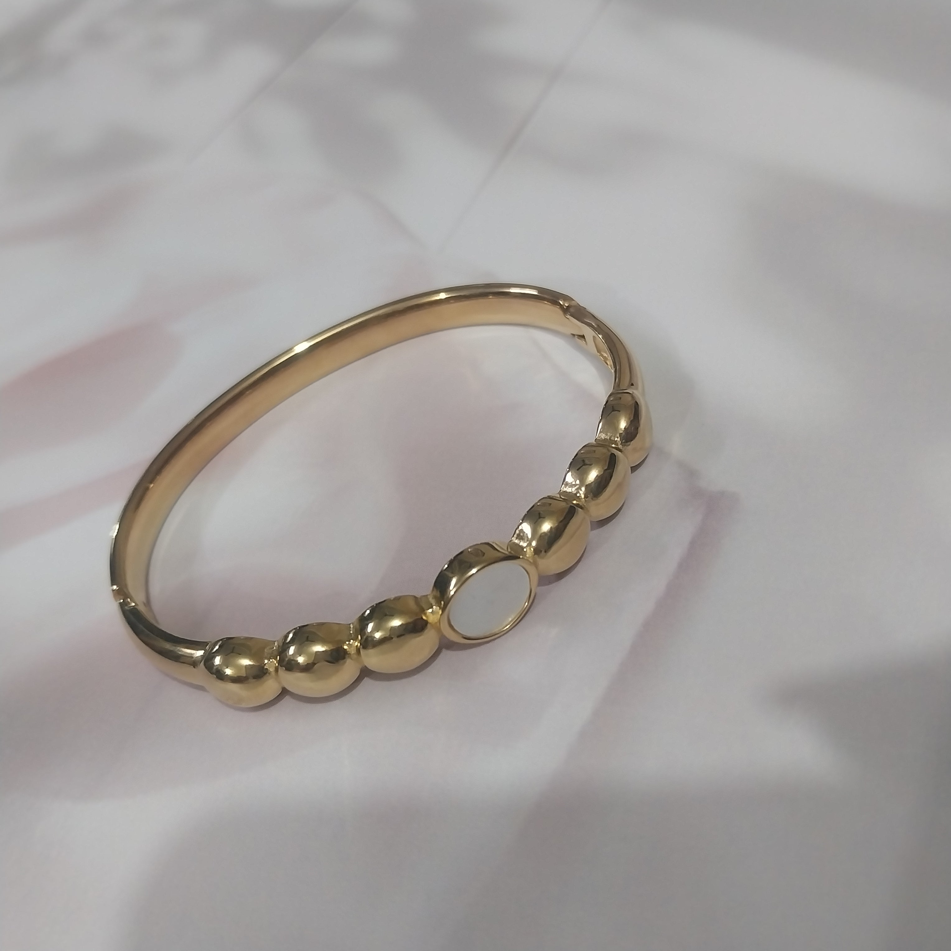 Golden White Ceramic Design Bracelet