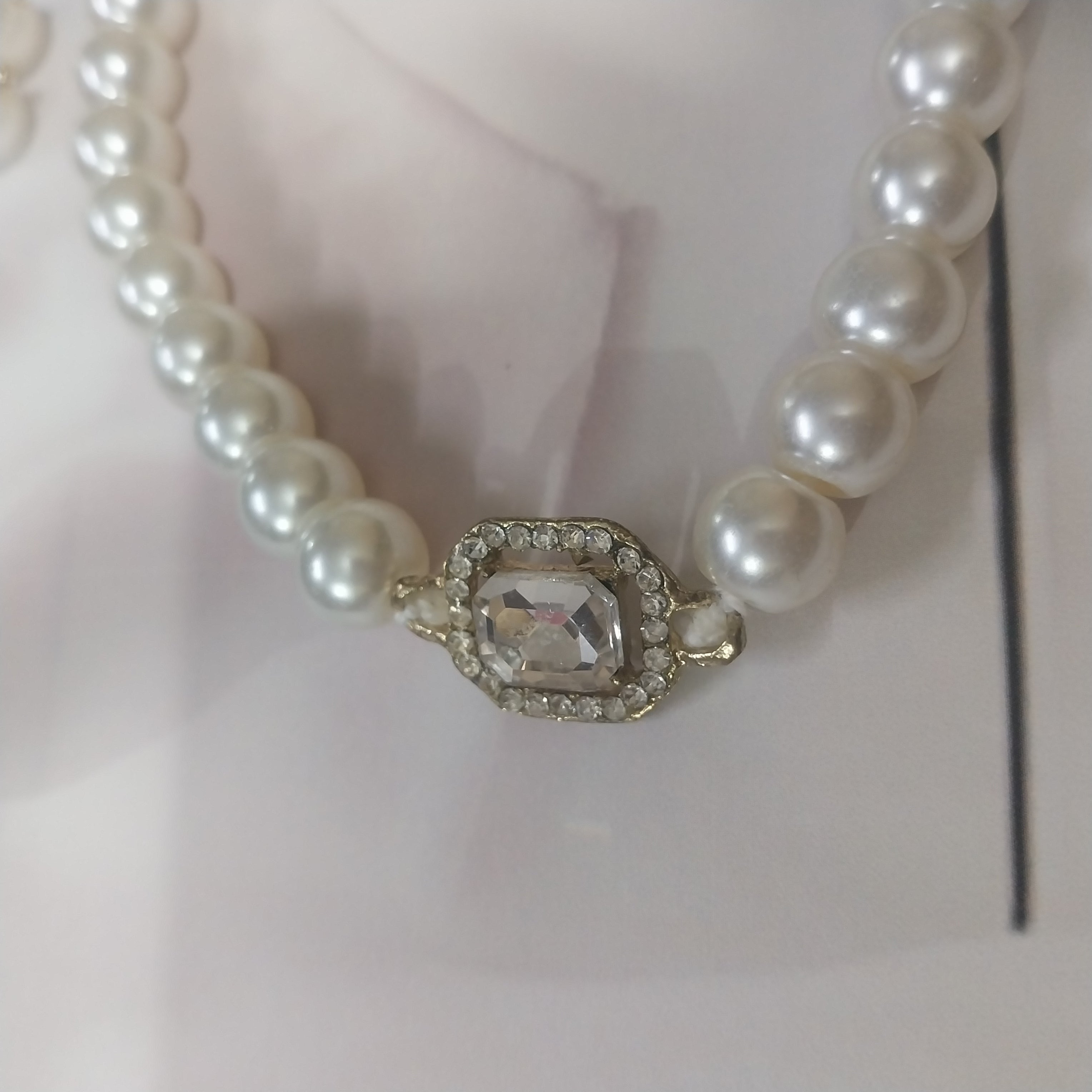 Pearl Necklace With Light Weight Earings